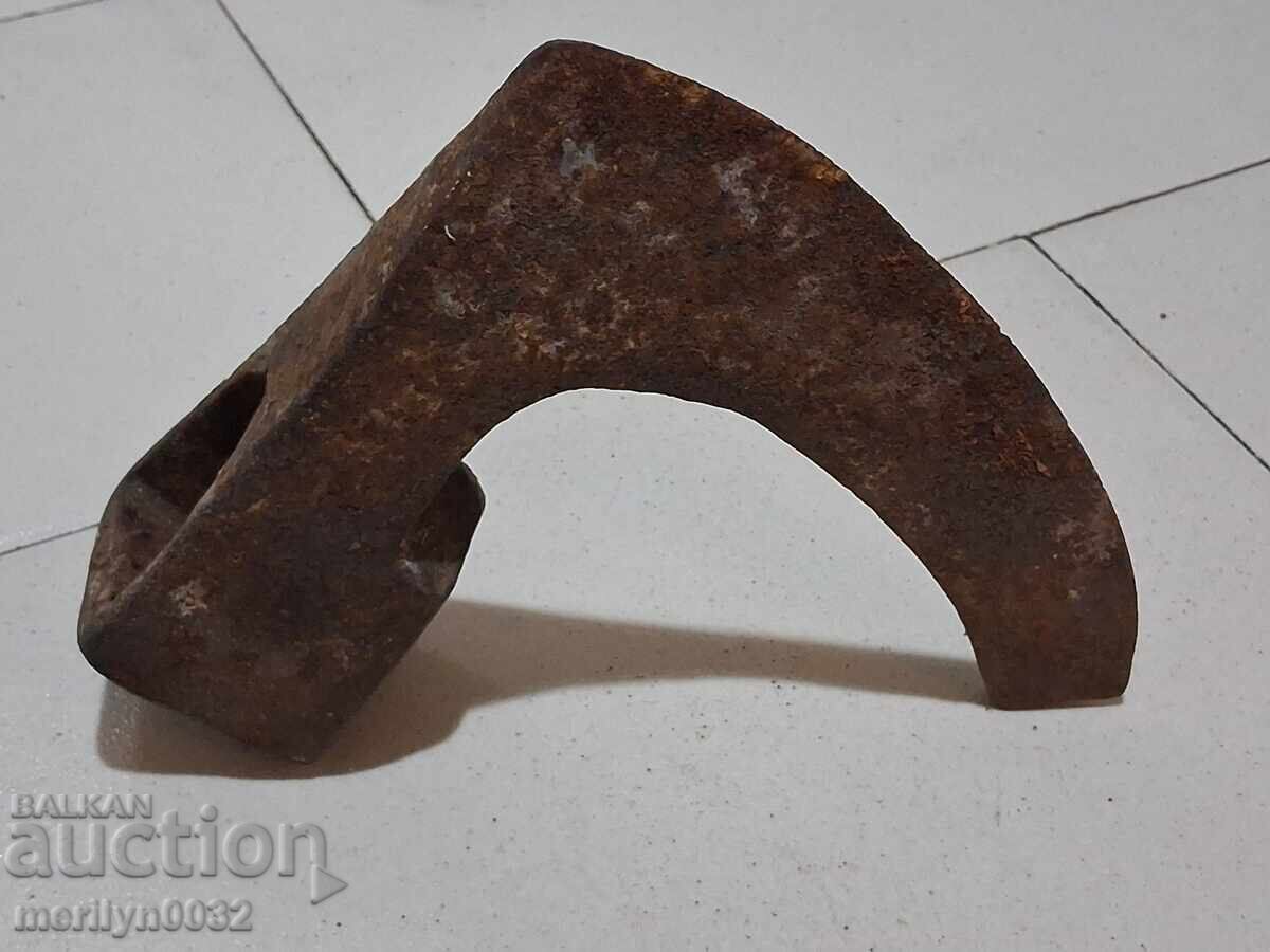 Παλιό εργαλείο τσεκούρι σφυρήλατο σίδερο με τιμή 43.00 BGN | € 21.99