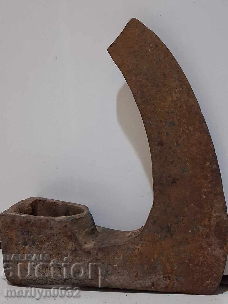 Δημοπρασία Παλιό εργαλείο τσεκούρι σφυρήλατο σίδερο