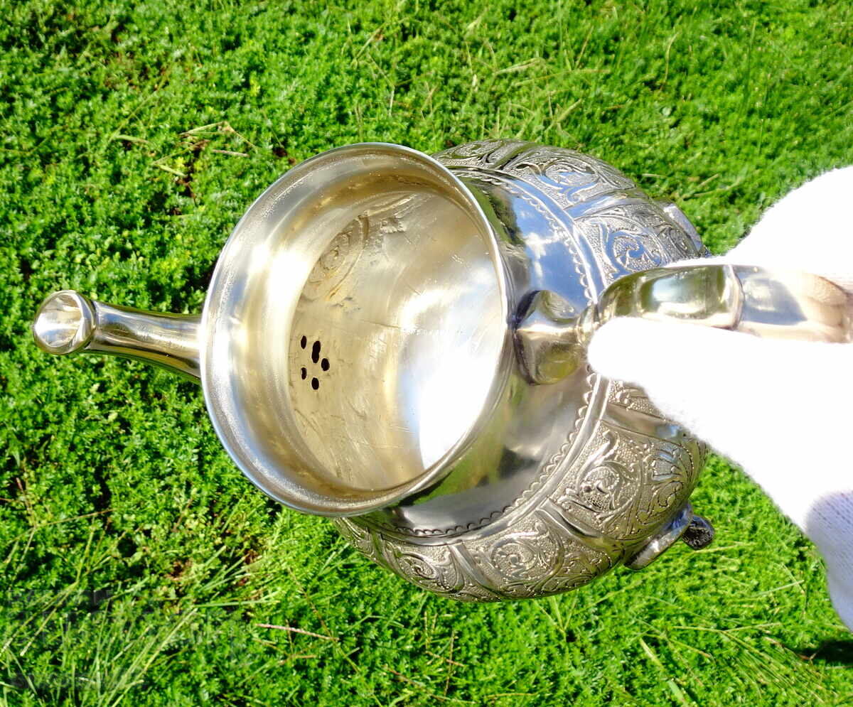 Delivery of Kettle, Hadj Bennani metal-silver, Morocco Delivery of Kettle, Hadj Bennani metal-silver, Morocco