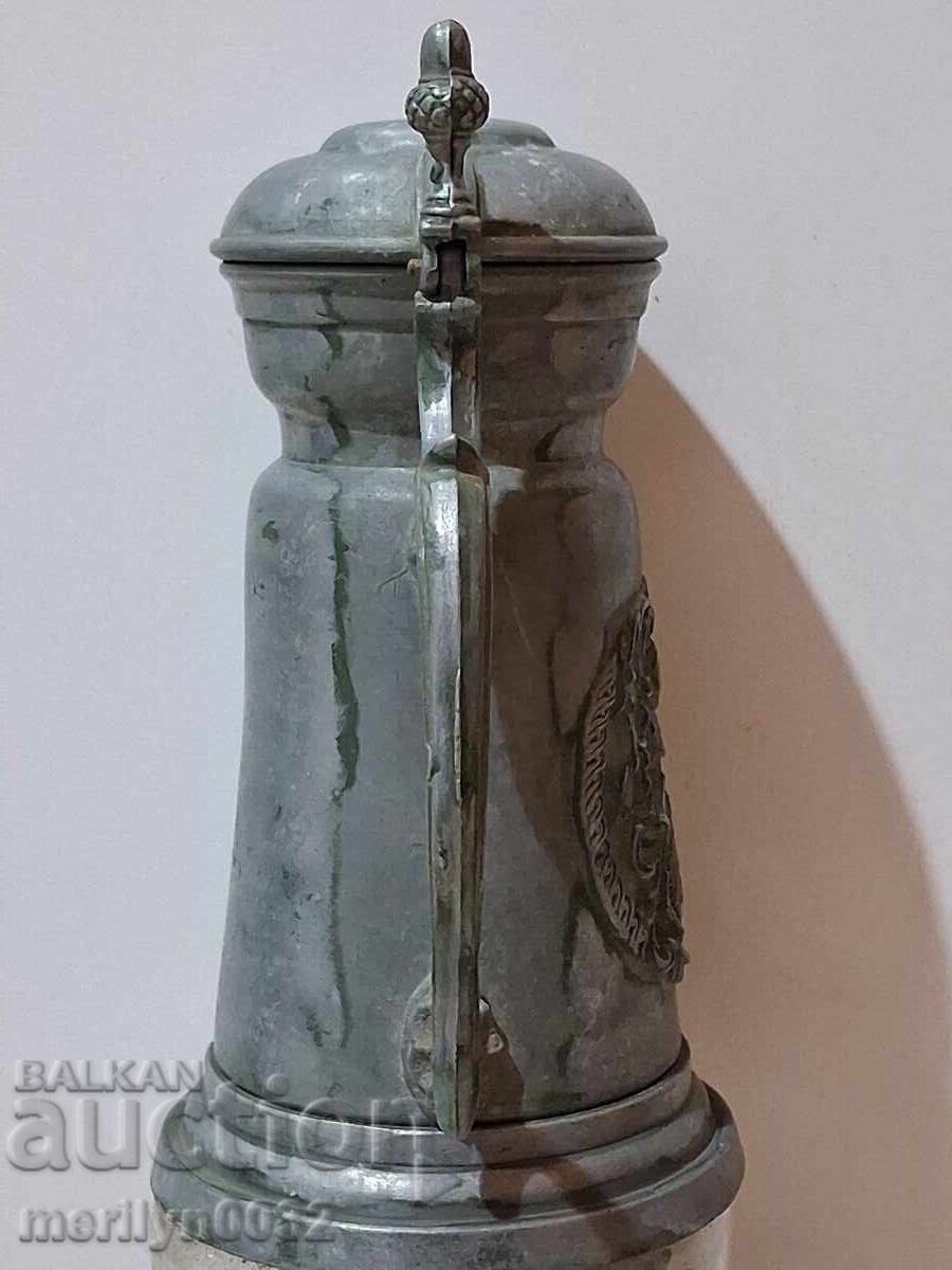 Delivery of Calena can, half-liter mug with a coat of arms, glass