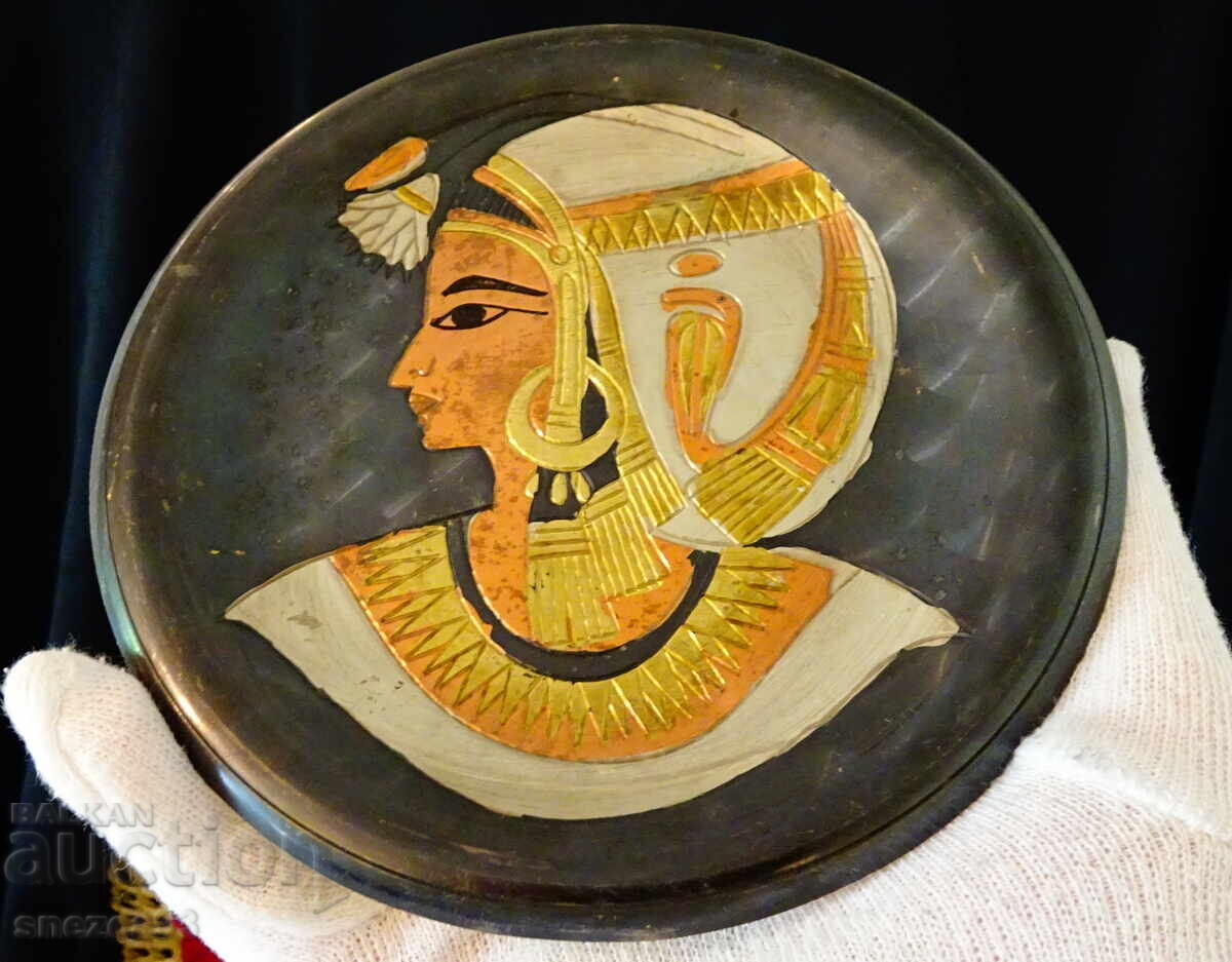 Auction Egyptian wall plate, panel, Cleopatra Auction Egyptian wall plate, panel, Cleopatra