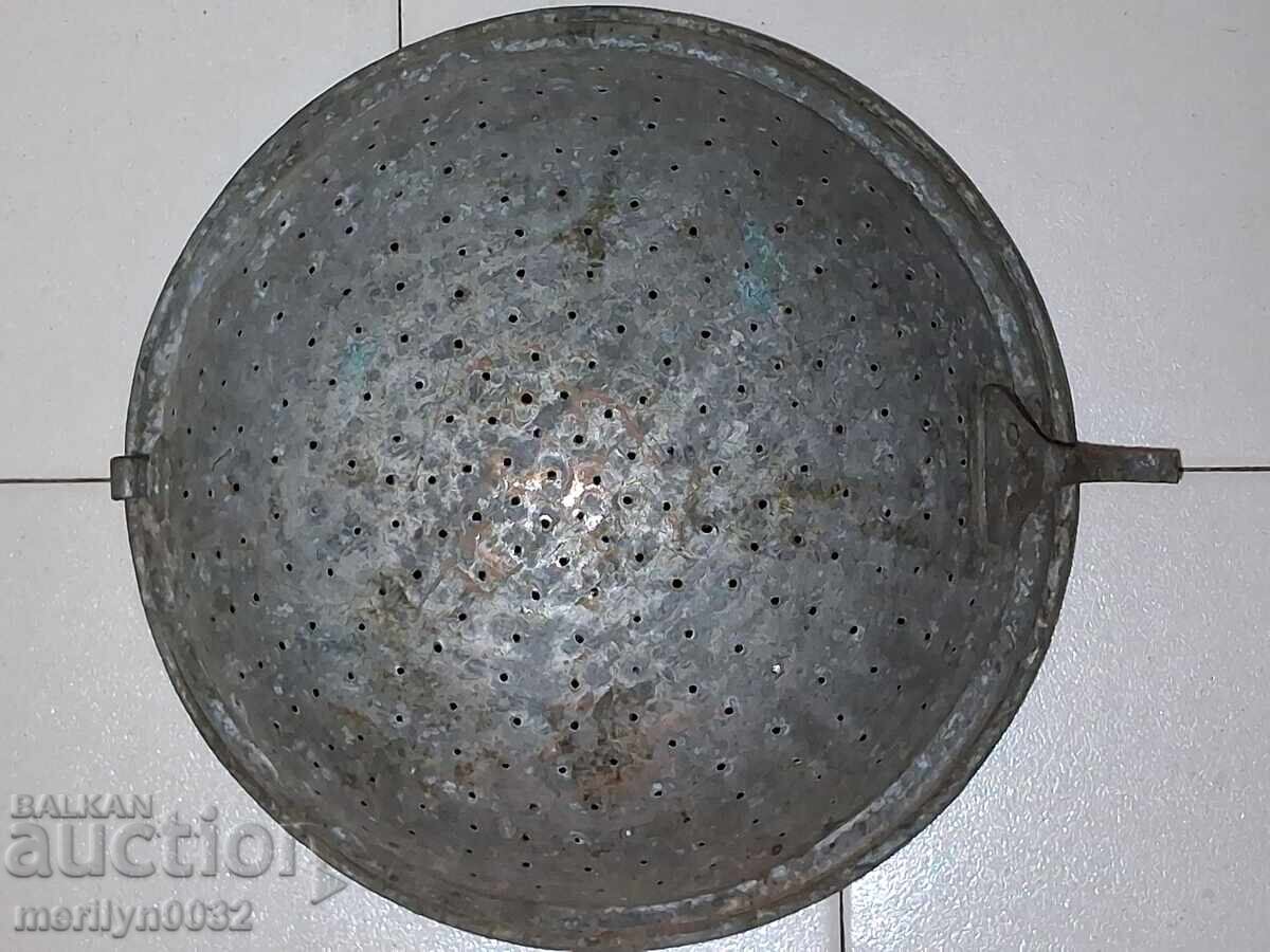 strecuratoare veche de cupru oala de cupru, ceaun cu strecuratoare ceaun cazan cu preț 99.00 BGN | € 50.62