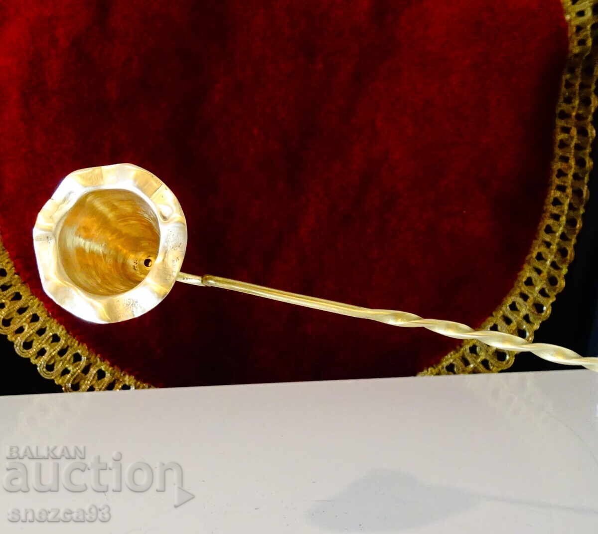 Auction Bronze candle snuffer 26 cm, embossed Auction Bronze candle snuffer 26 cm, embossed