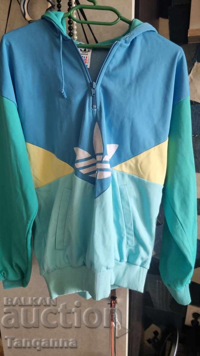 Echipament grozav și fresh, mărimea M cu preț 70.00 BGN | € 35.79