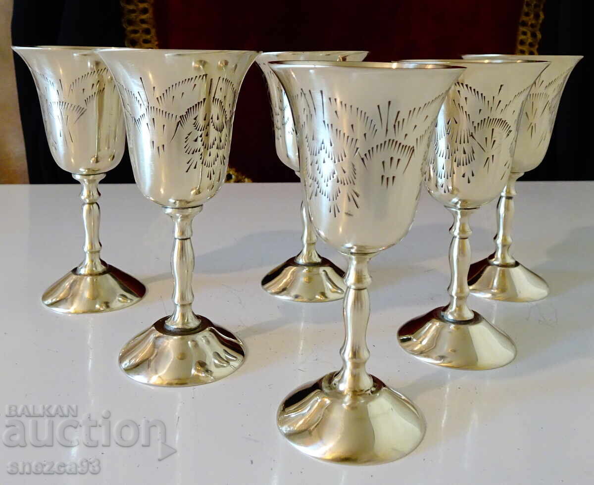 Exquisite bronze brandy cups, embossed - 5