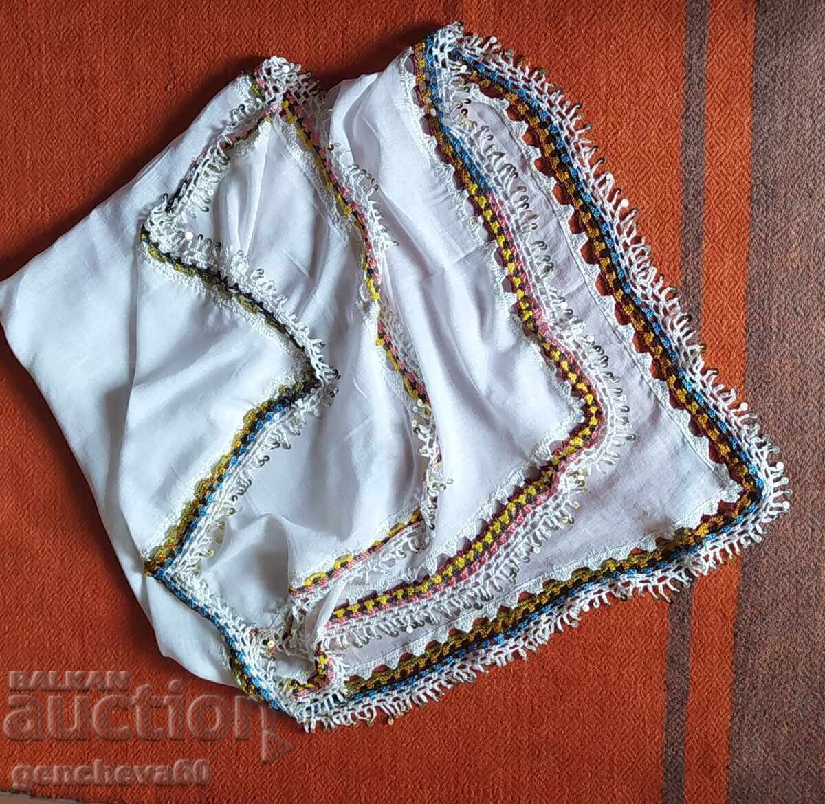 Δημοπρασία Μεγάλο μαντήλι, μαντήλι κεφαλιού με μεταλλικά παγιέτες, παραδοσιακή φορεσιά