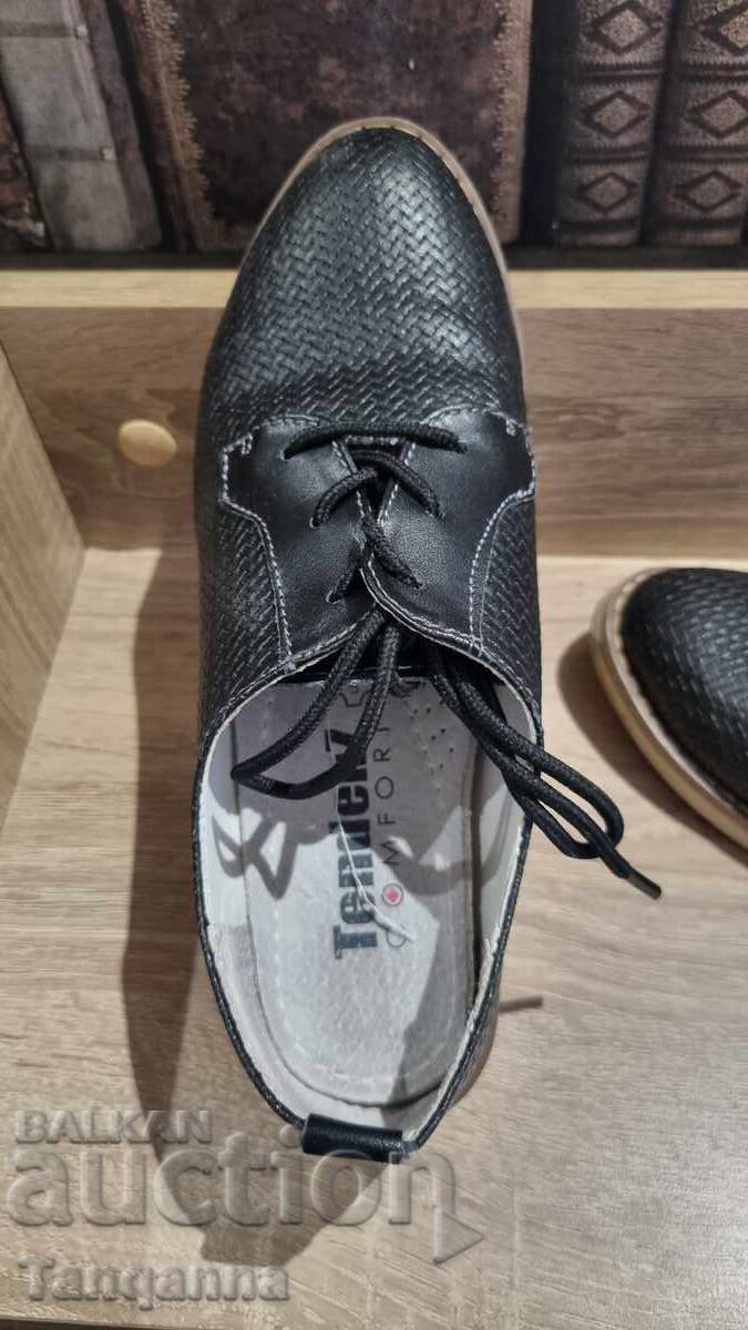 Women's shoes 37 with price 15.00 BGN | € 7.67