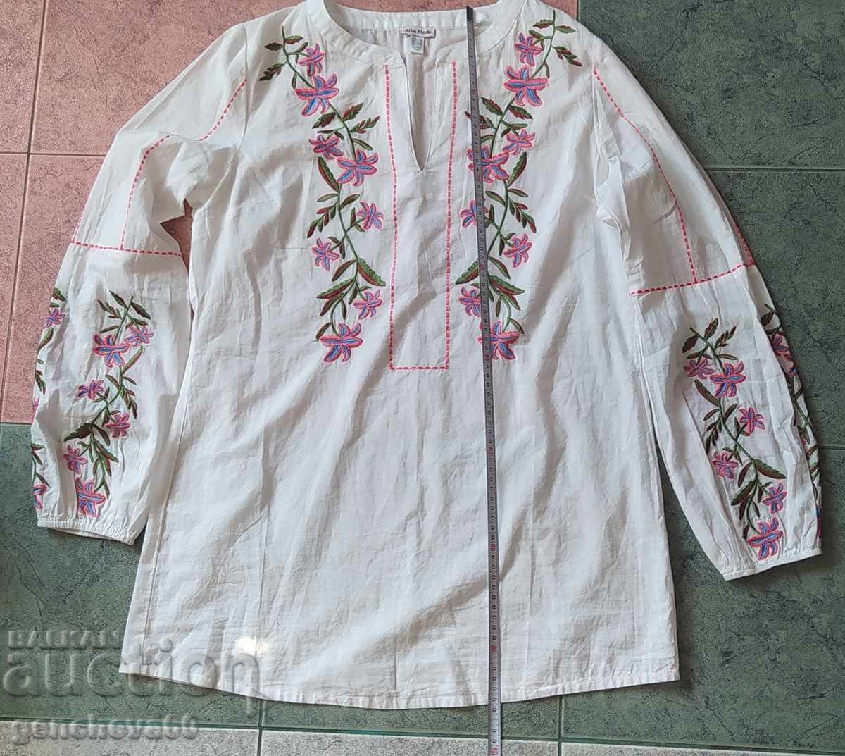Delivery of Shirt with embroidered sleeves
