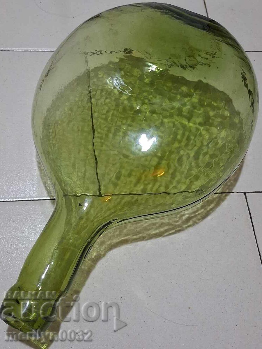 Delivery of Antique wine bottle, jar, demijohn