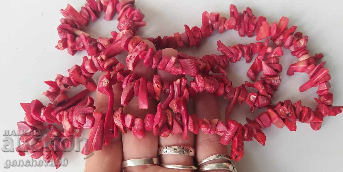 Delivery of Necklace made of natural red coral