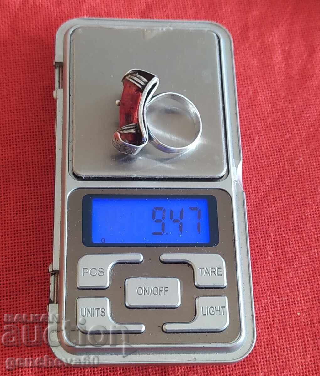 Gorgeous silver ring with red coral - 7