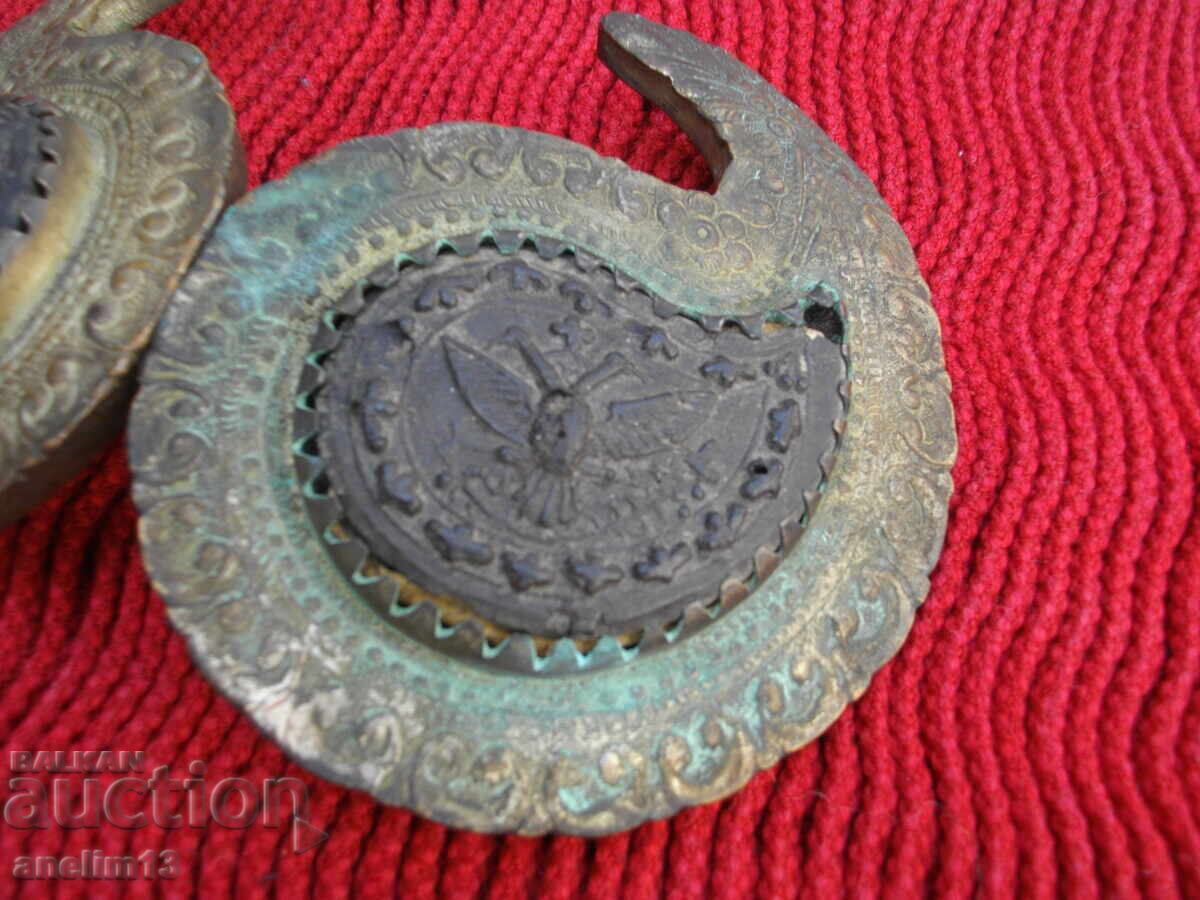 Delivery of Renaissance Forged Pendants Silver Sacha Horn