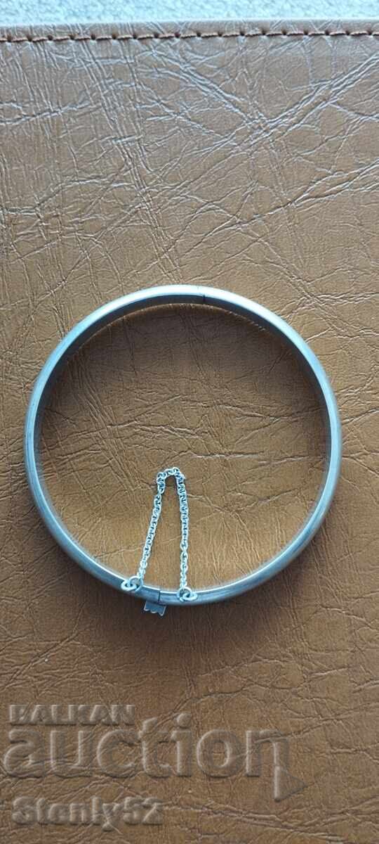 Silver bracelet with 925 hallmark with price 87.00 BGN | € 44.48