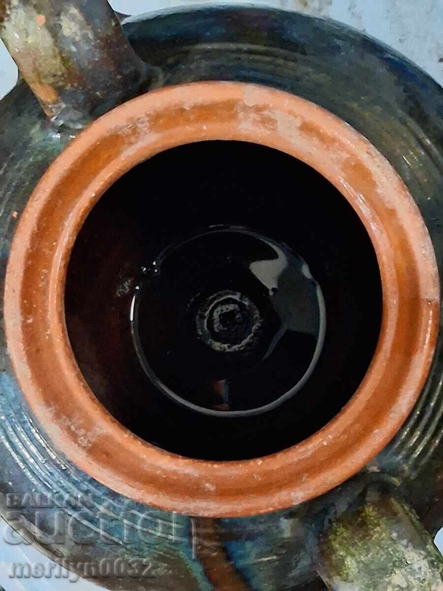 Παράδοση Παλιά πήλινη στάμνα με χερούλι, αγγείο, κεραμικά, πίθος