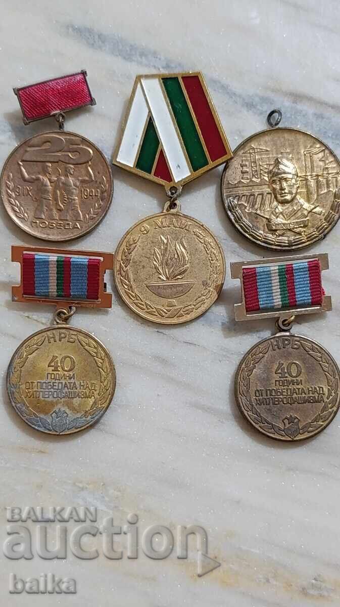LOT 5 * AWARD MEDALS* LOT 5 * AWARD MEDALS*