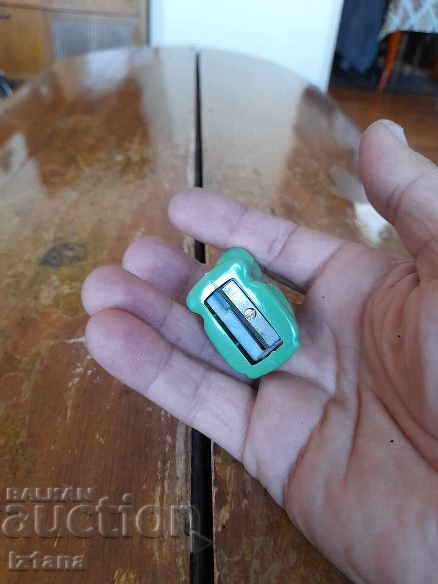 Ascuțitoare veche Broască - 6