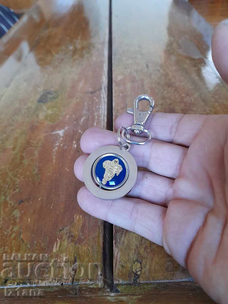 Παλιό μπρελόκ Michelin με τιμή 33.00 BGN | € 16.87 Παλιό μπρελόκ Michelin με τιμή 33.00 BGN | € 16.87