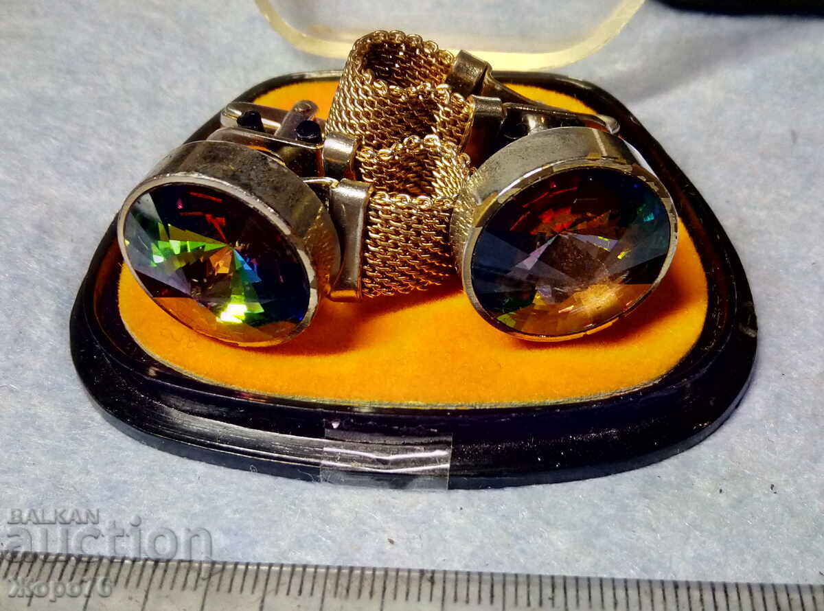 Πολύτιμα ΕΠΙΧΡΥΣΩΜΕΝΑ ΜΑΝΙΚΕΤΟΚΟΥΜΠΙΑ MADE in GDR με ΚΡΥΣΤΑΛΛΑ RIVOLI