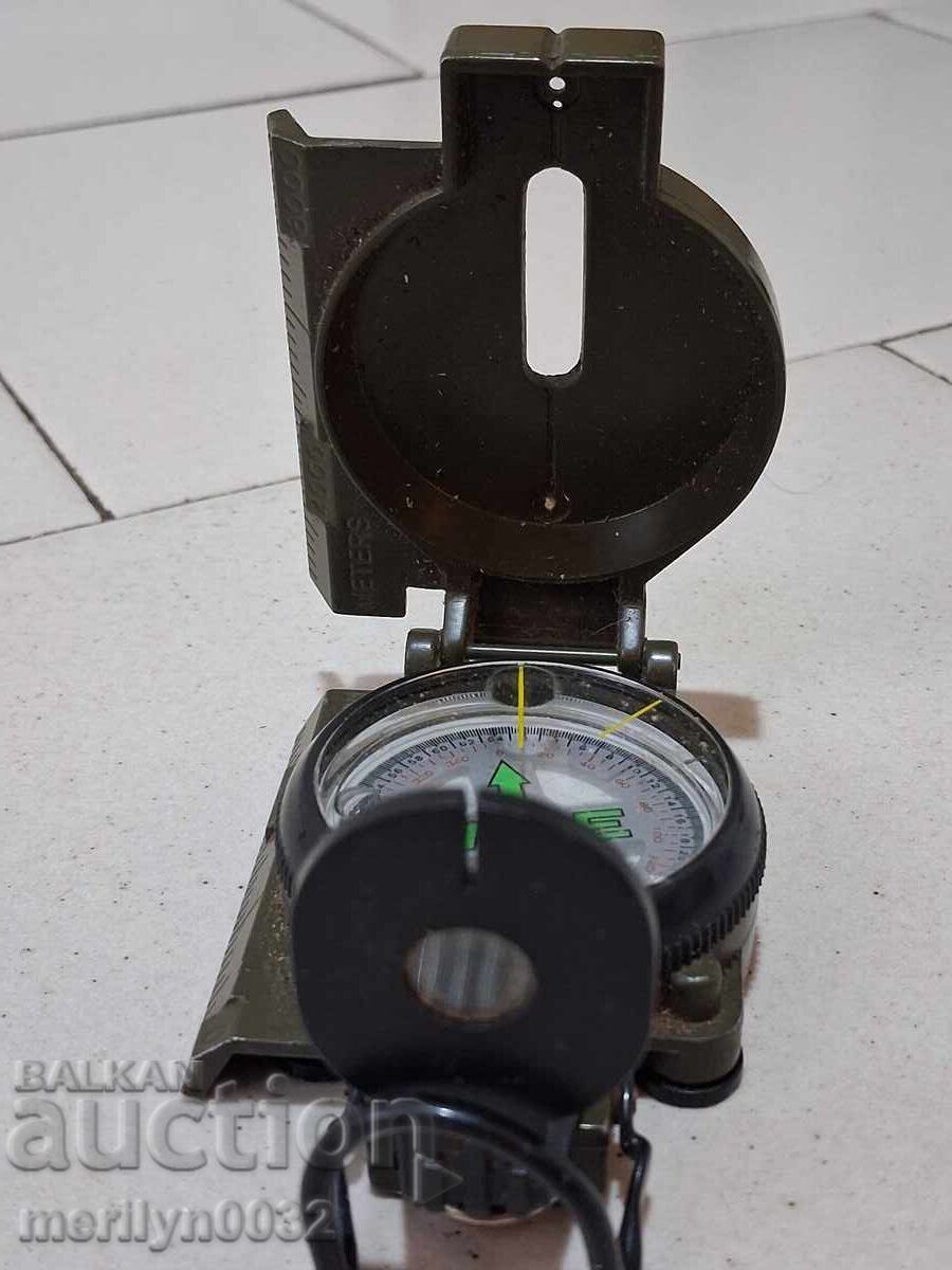 Παράδοση Στρατιωτικός πυξίδα