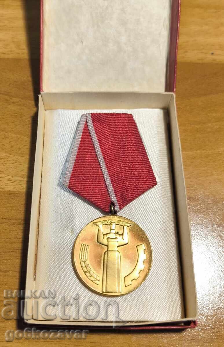 ORDER, MEDAL 25 YEARS OF PEOPLE'S POWER! Box! ORDER, MEDAL 25 YEARS OF PEOPLE'S POWER! Box!