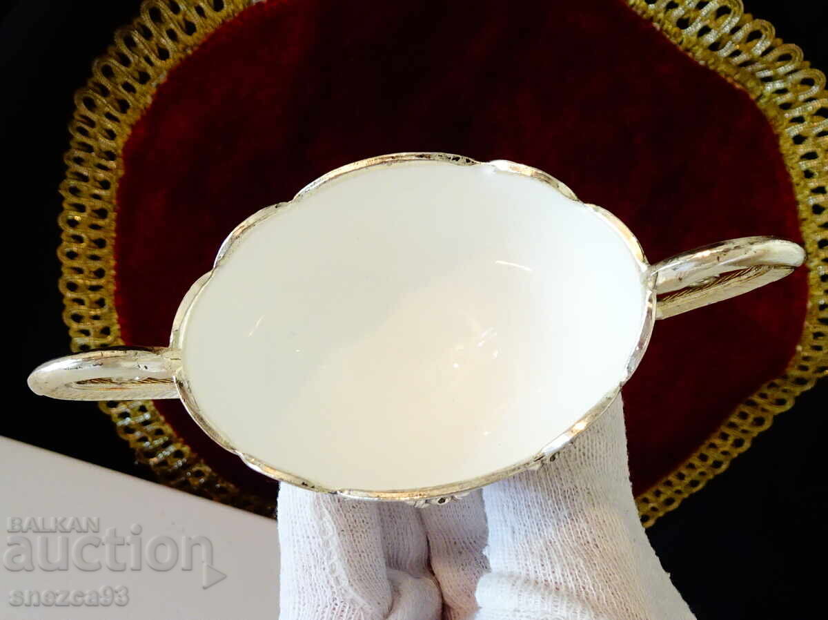 Аукцион Посребрена захарница,сосиера,рози,барок. Аукцион Посребрена захарница,сосиера,рози,барок.