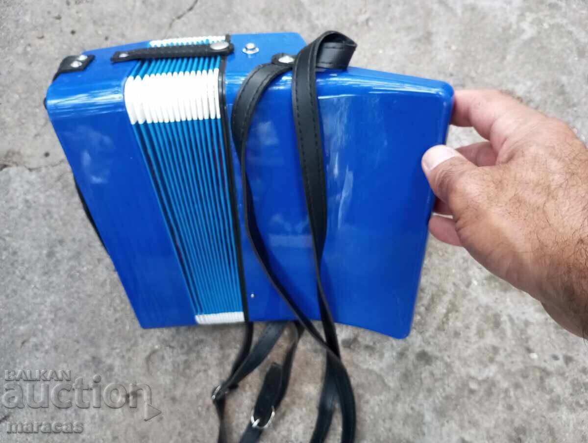 Acordeon pentru copii vechi - 5 Acordeon pentru copii vechi - 5