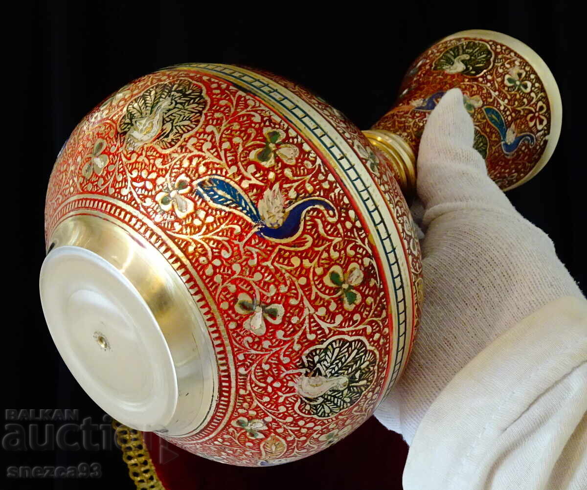 Приказна бронзова ваза,цветен клетъчен емайл,пауни,цветя. - 5