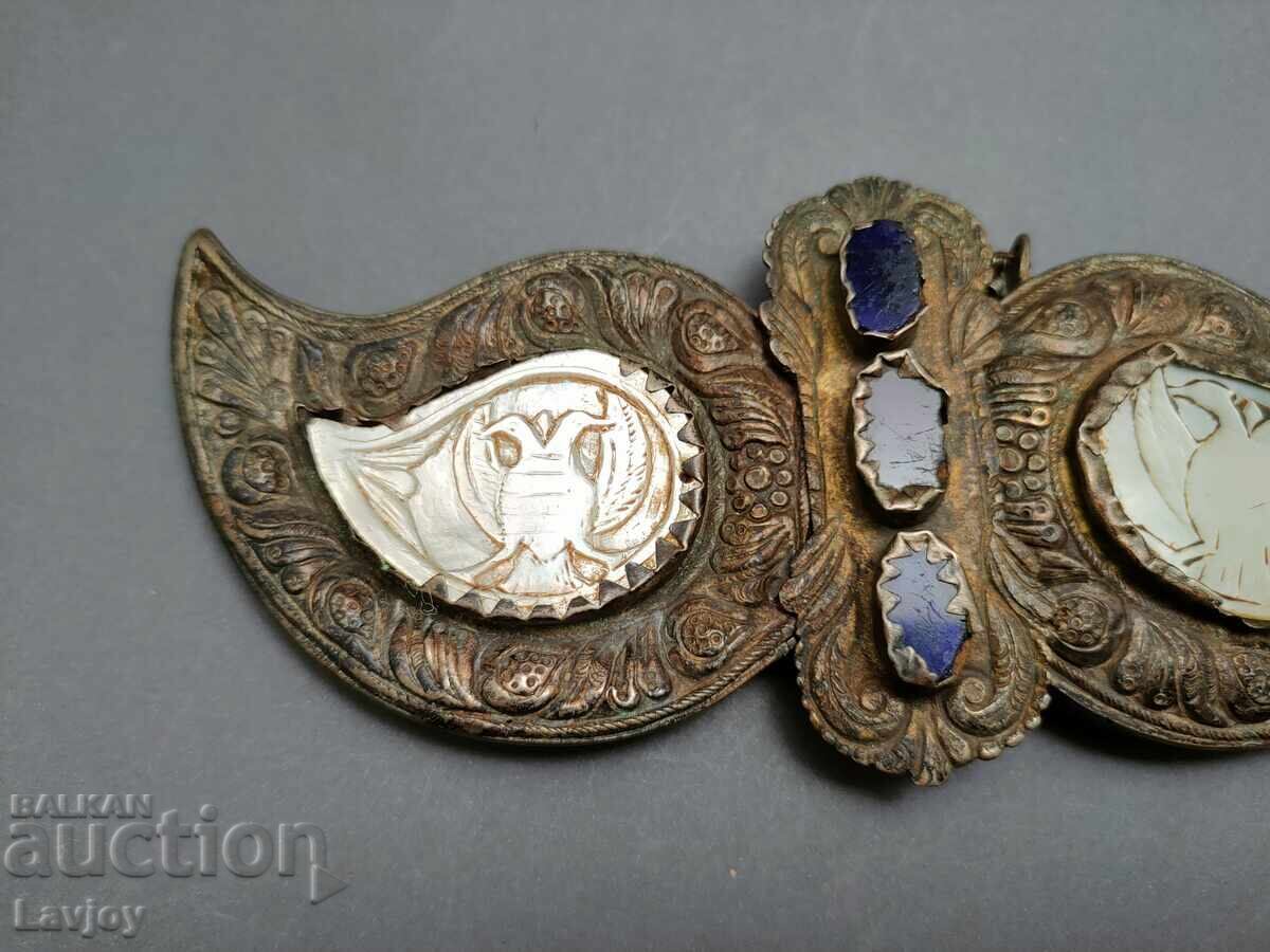 Revival-era silver buckle with mother-of-pearl ### with price 700.00 BGN | € 357.90