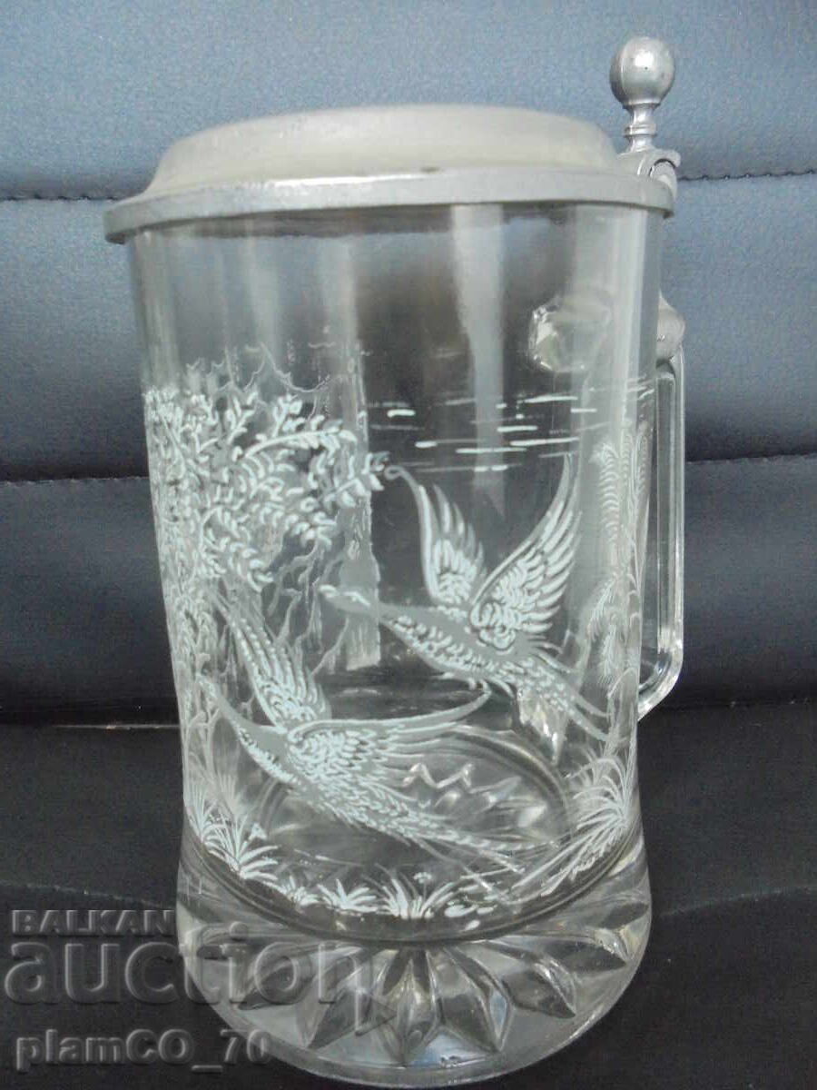 №*8195 παλιά γυάλινη χαραγμένη κούπα με μεταλλικό καπάκι με τιμή 25.00 BGN | € 12.78 №*8195 παλιά γυάλινη χαραγμένη κούπα με μεταλλικό καπάκι με τιμή 25.00 BGN | € 12.78