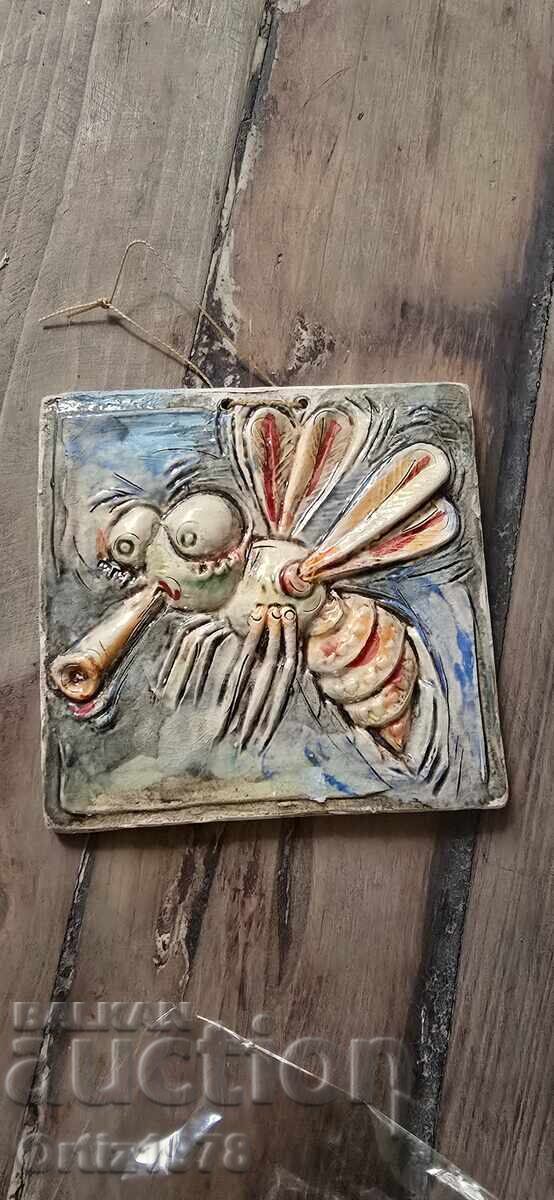 Аукцион Авторска керамика, подписани плочи за стена. Аукцион Авторска керамика, подписани плочи за стена.
