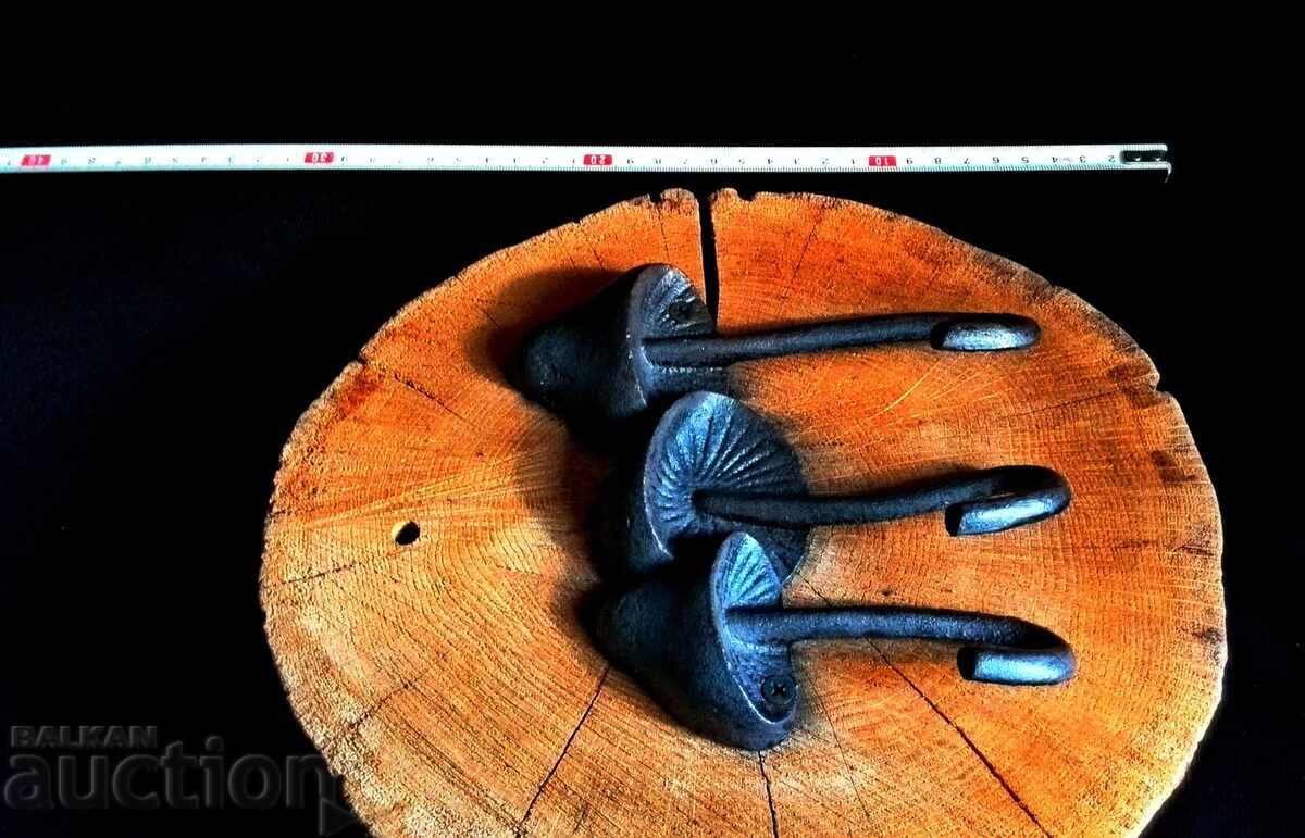 Wrought iron hanger ornament - mushrooms - 6