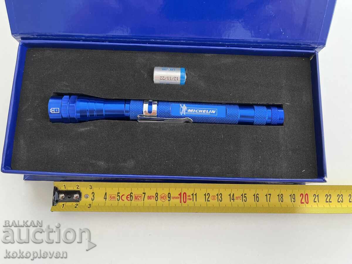Licitație Lanterna Michelin - telescopică cu cap magnetic