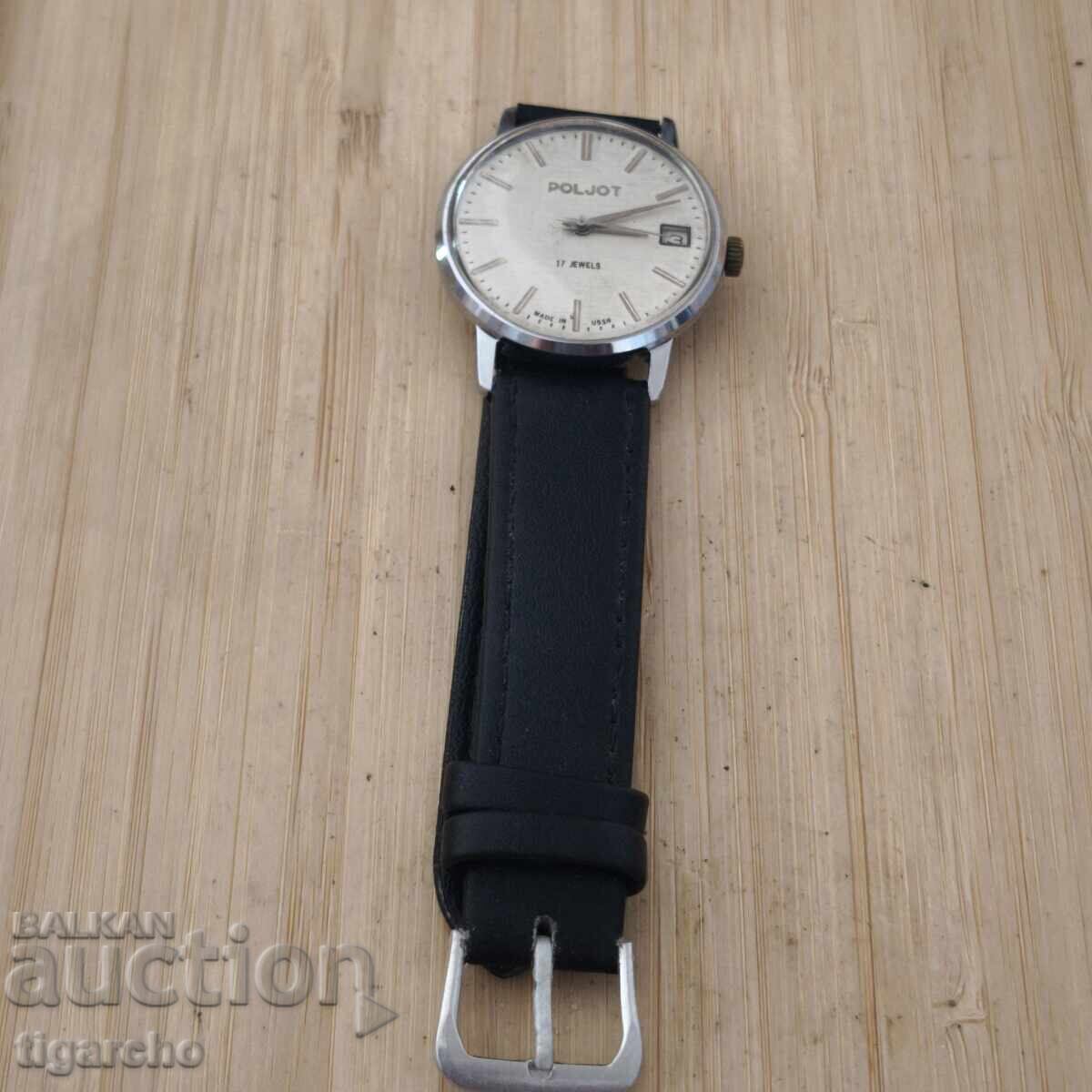 Часовник Полет с цена 75.00 лв. | € 38.35 Часовник Полет с цена 75.00 лв. | € 38.35