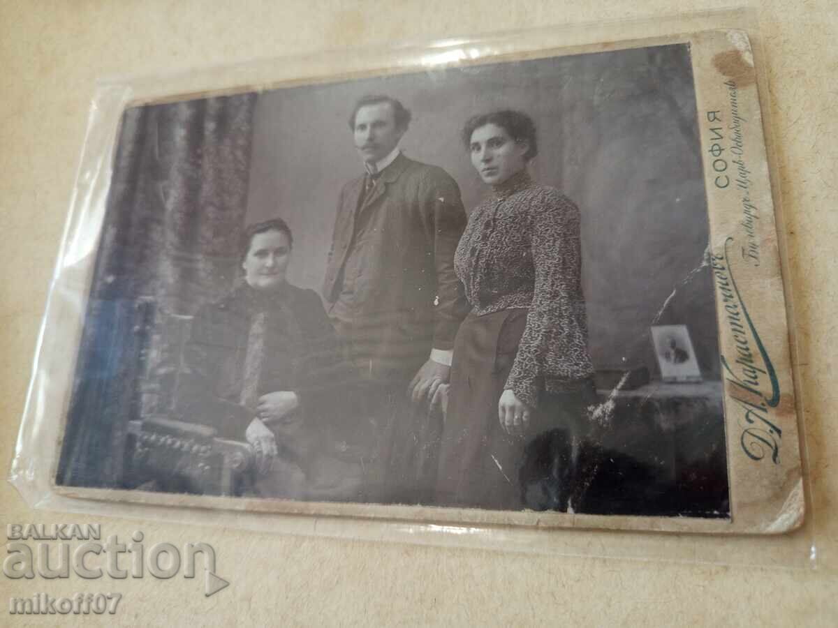 Fotografie din carton foto Dimitar Karastoyanov Fotografie din carton foto Dimitar Karastoyanov