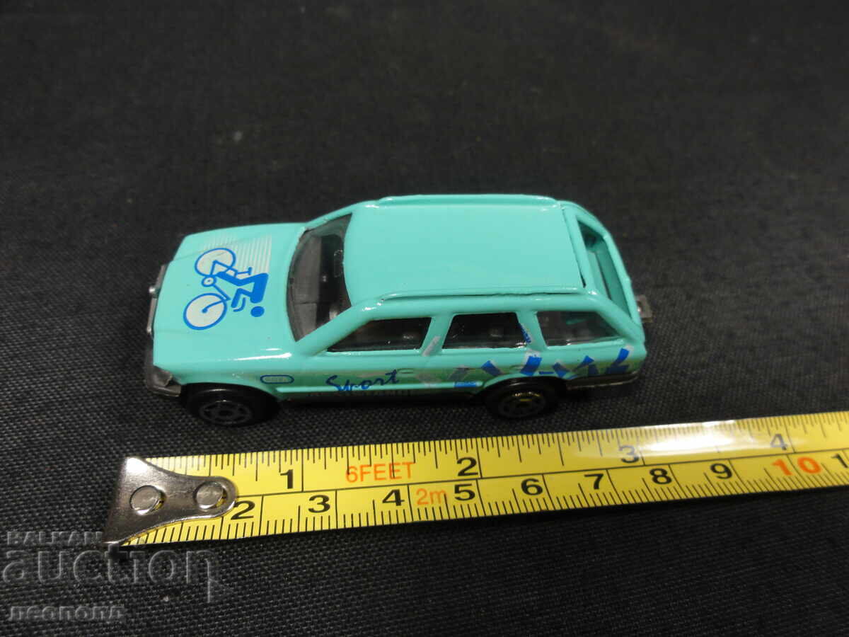 VECHE CĂRUȚĂ METALICĂ RETRO MAJORETTE FRANȚA MERCEDES 300 TE - 7