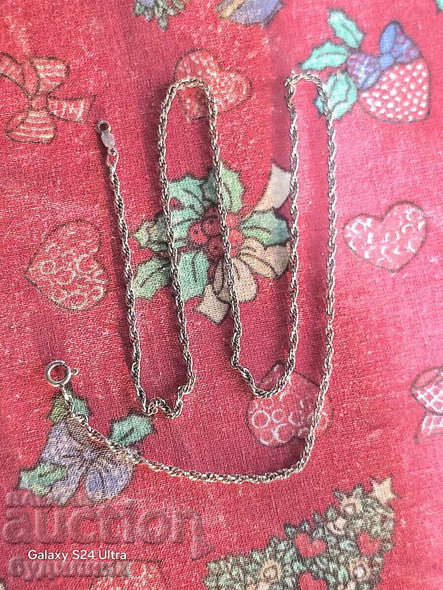 Lanț argint cu pandantiv. 50cm. Lansez peste 100 de licitații cu preț 26.99 BGN | € 13.80 Lanț argint cu pandantiv. 50cm. Lansez peste 100 de licitații cu preț 26.99 BGN | € 13.80