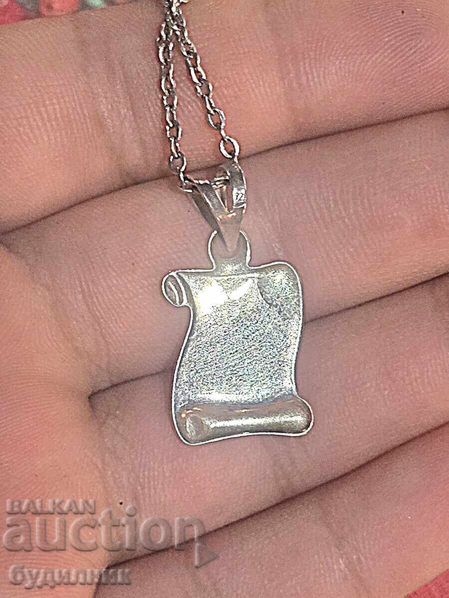 Доставка на Сребърен синджир с висулка. От 40см до 49см. Пускам над 100 Доставка на Сребърен синджир с висулка. От 40см до 49см. Пускам над 100