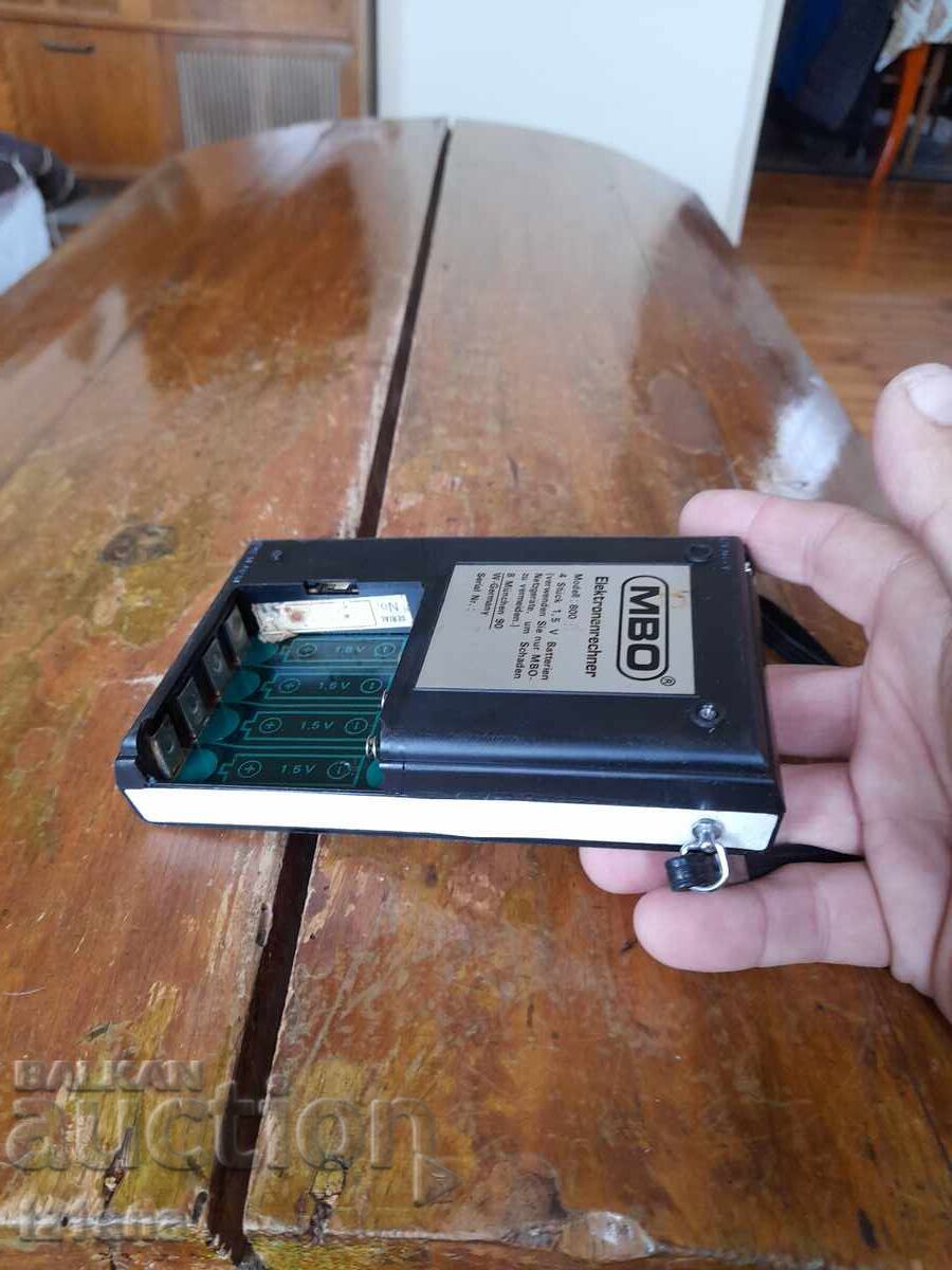 Παράδοση Παλιός κομπιουτεράκι MBO 800M Παράδοση Παλιός κομπιουτεράκι MBO 800M