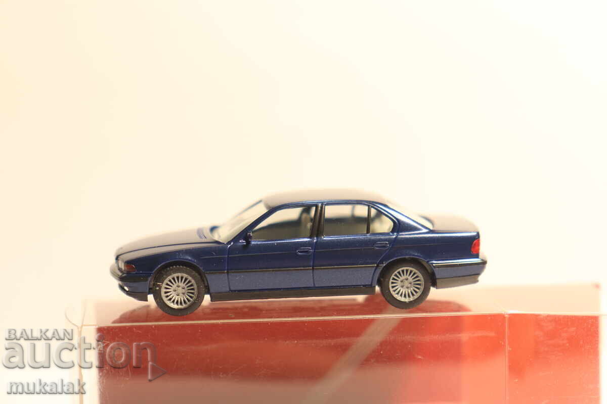 HERPA H0 1/87 BMW 7 MODEL CAR TOY with price 20.00 BGN | € 10.23