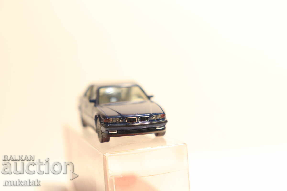 Delivery of HERPA H0 1/87 BMW 7 MODEL CAR TOY