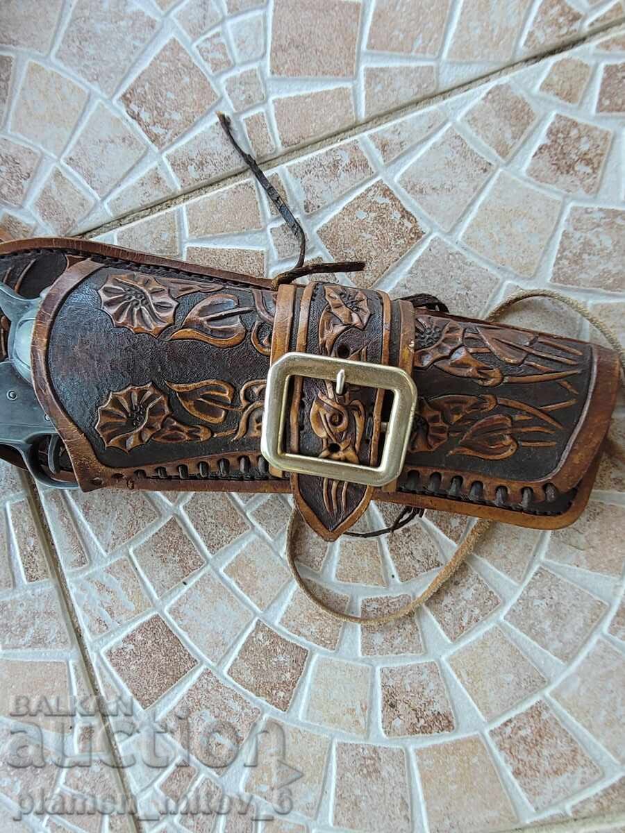 пистолет, пищов, револвер, с цена 280.00 лв. | € 143.16 пистолет, пищов, револвер, с цена 280.00 лв. | € 143.16