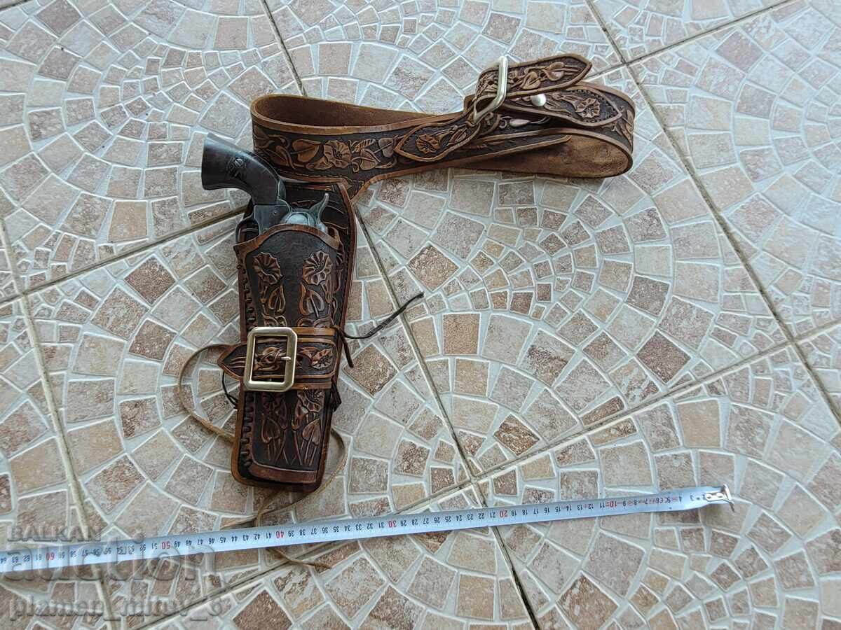 пистолет, пищов, револвер, пистолет, пищов, револвер,