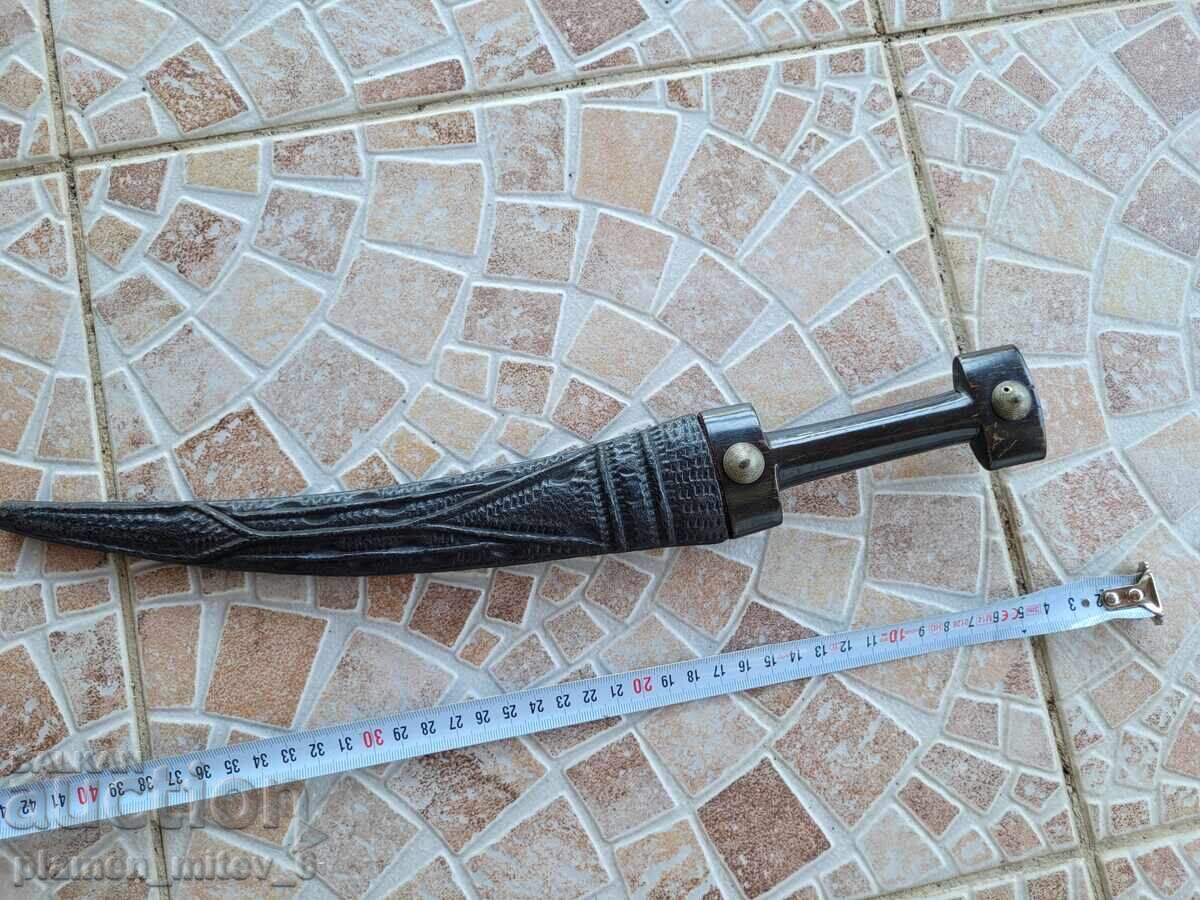 Knife, dagger, dagger, dagger Knife, dagger, dagger, dagger