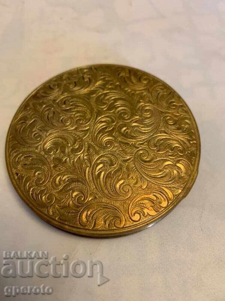 Красива стара бронзова пудриера-Царство България