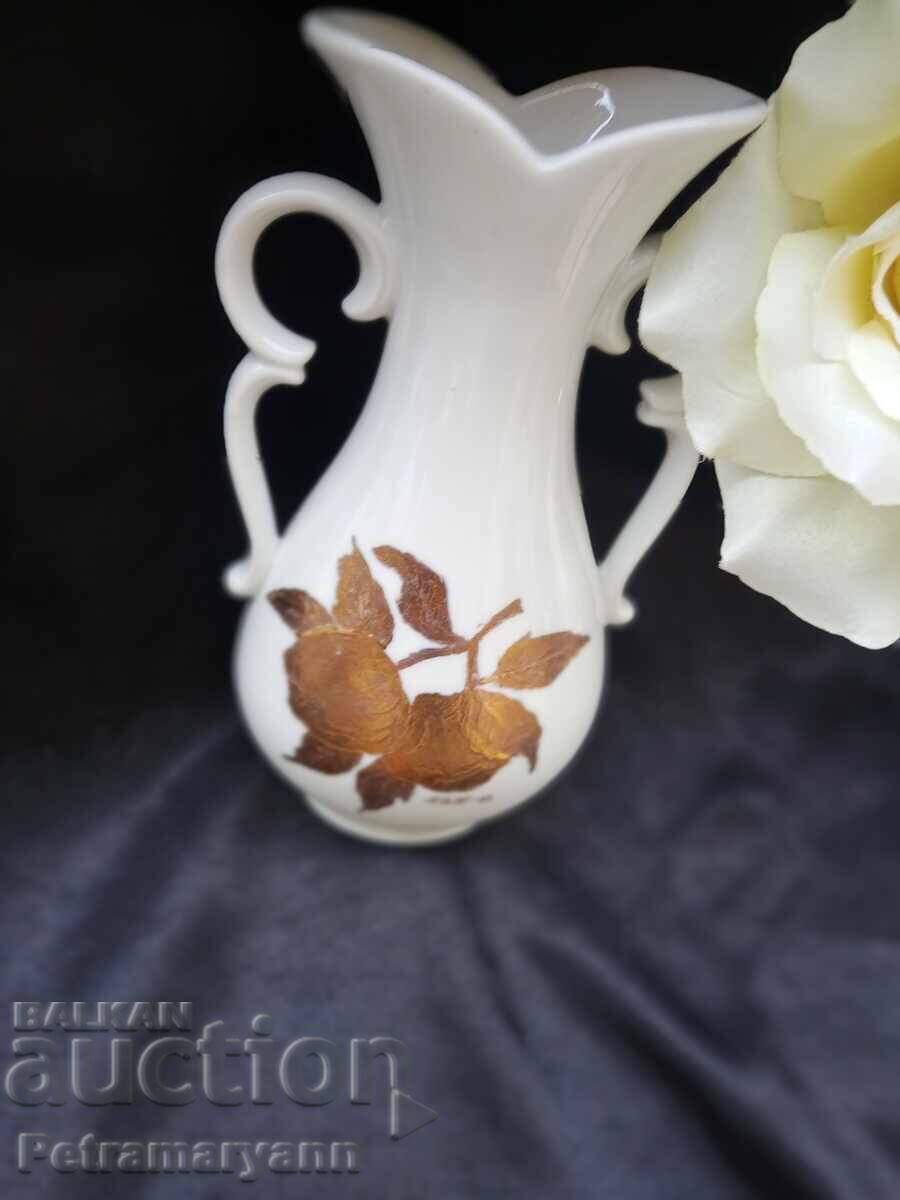 Μοναδικό βάζο 1987