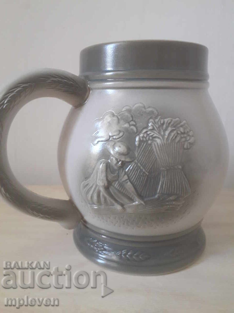 Halbă de bere seceră cu preț € 6.19 | 12.11 BGN