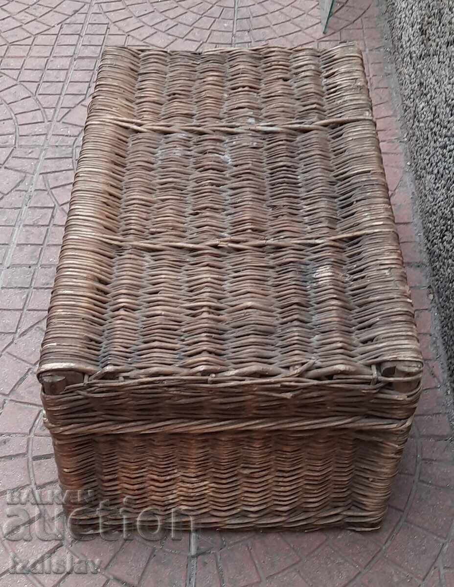 Auction Old hand-knitted suitcase Auction Old hand-knitted suitcase