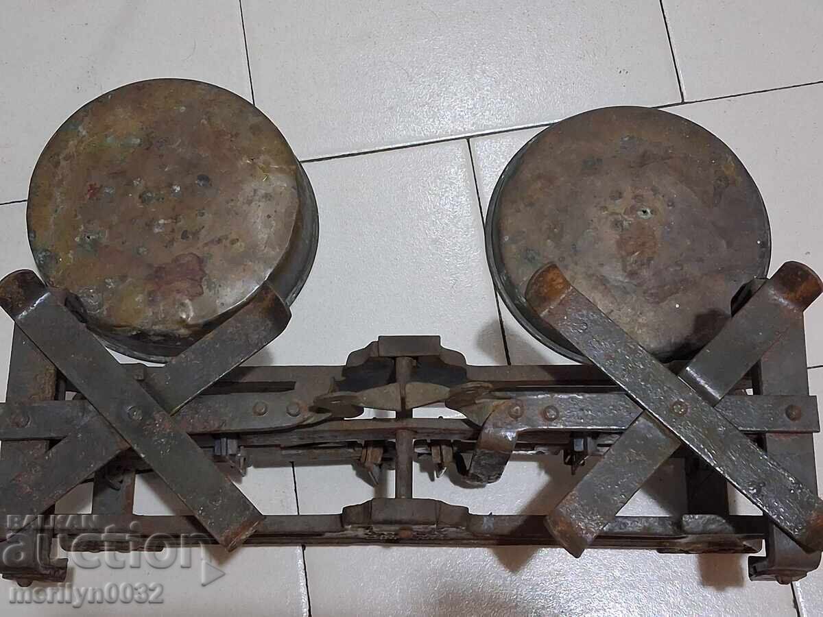 Veche balanță bulgărească cu talere, cântar, cântărește - 6 Veche balanță bulgărească cu talere, cântar, cântărește - 6