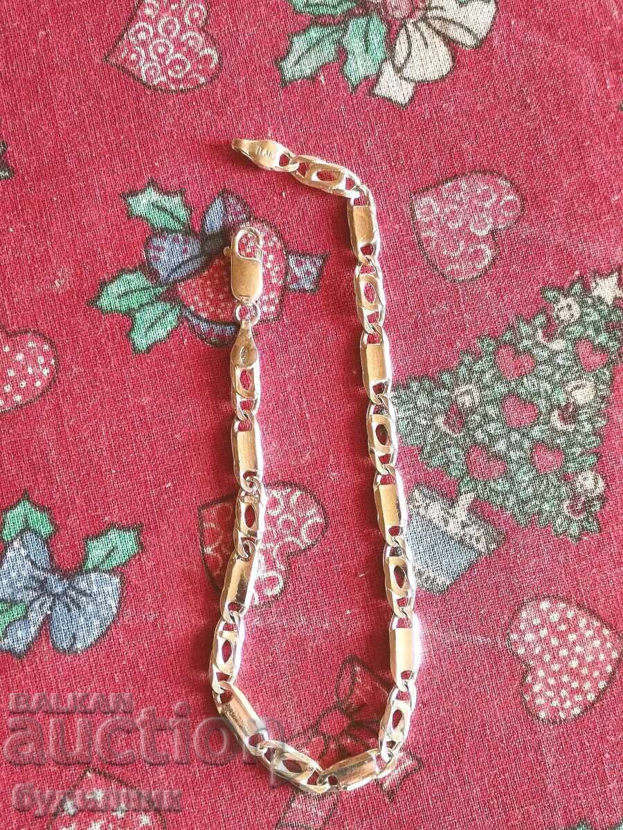 Аукцион Нова. Сребърна Масивна гривна. 21,5см. Пускам над 100 Аукци Аукцион Нова. Сребърна Масивна гривна. 21,5см. Пускам над 100 Аукци