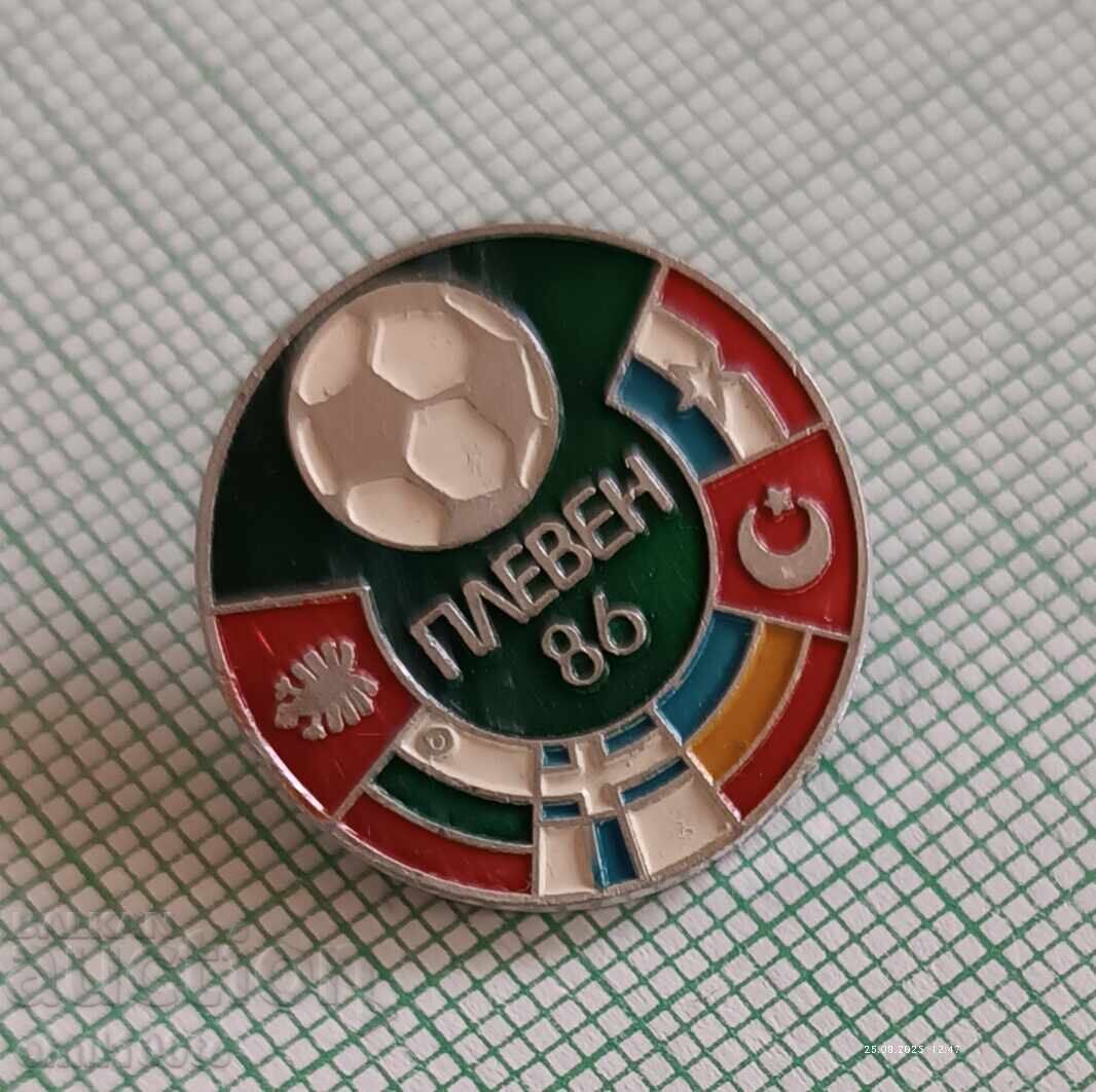 Значка- Балканиада футбол Плевен 86 с цена 3.00 лв. | € 1.53 Значка- Балканиада футбол Плевен 86 с цена 3.00 лв. | € 1.53